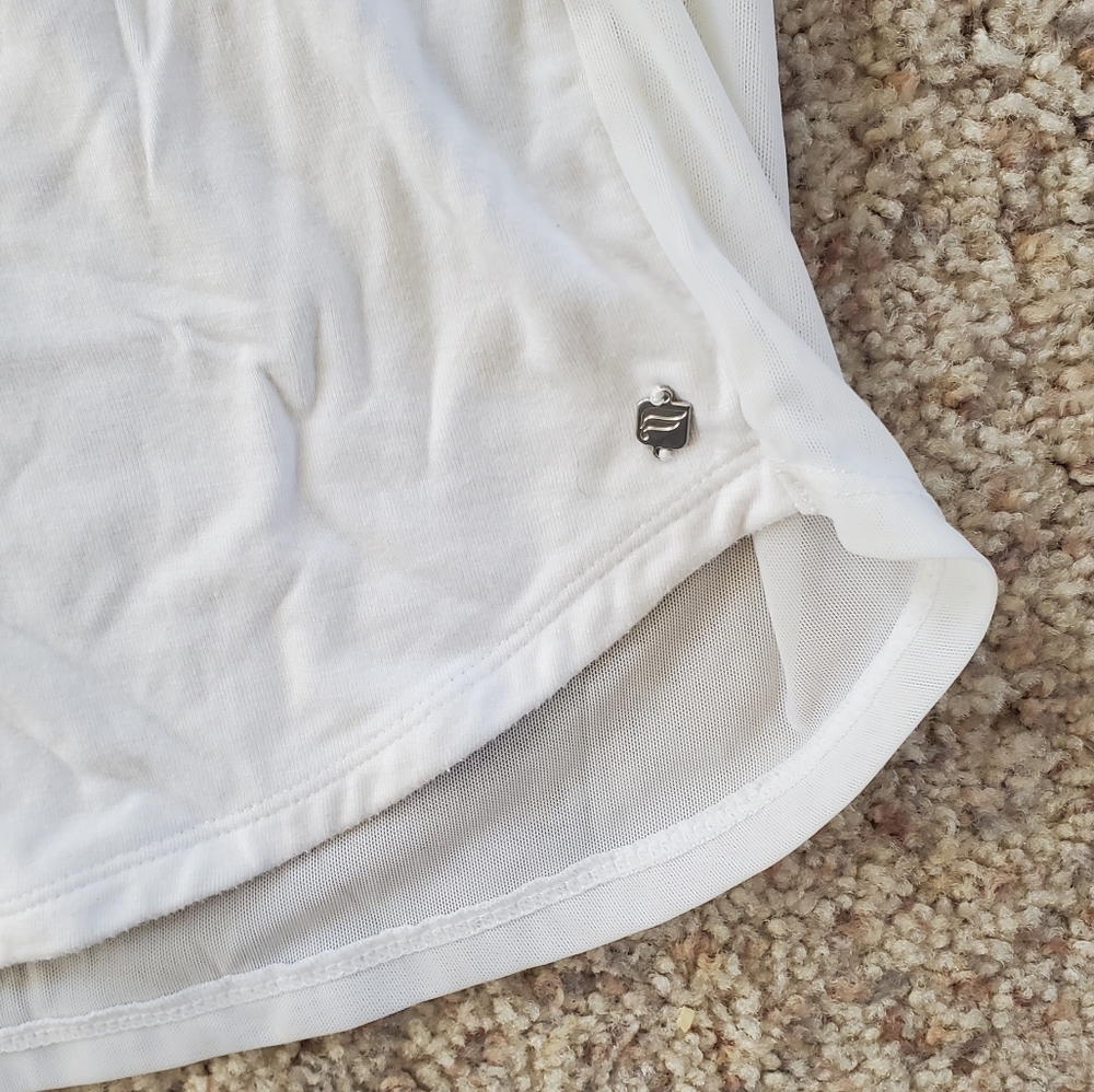 Fabletics Tank Bundle!! - image 7